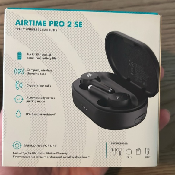 Airtime Pro 2 SE Earbuds & Charge Pad Set - Picture 2 of 2